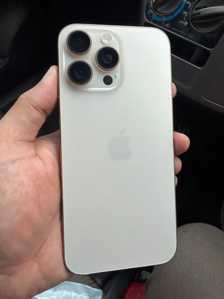 Iphone 16 Pro Max 256GB dessert titanium mulus murah