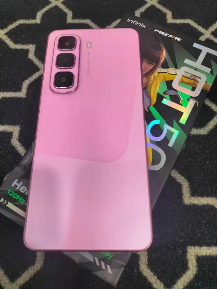 Infinix hot 50
kapasitas 8/128GB