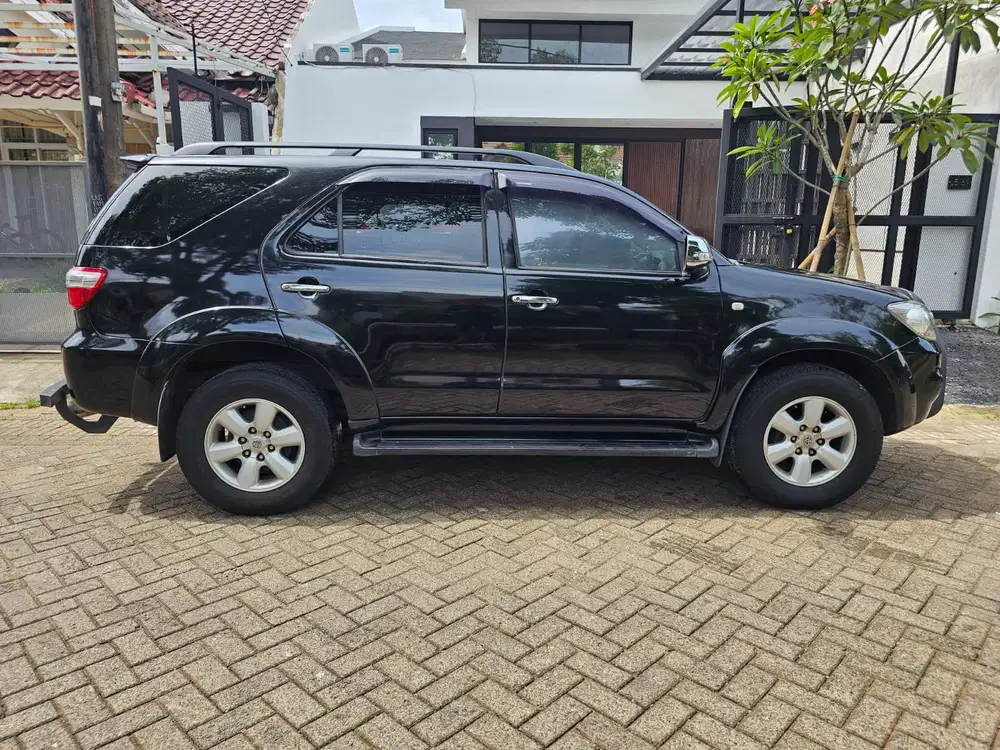 Toyota Fortuner 2011 Diesel