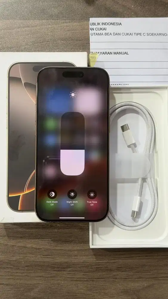 Dijual Iphone 16 Pro 256GB Desert Resmi Beacukai Mulus Lengkap