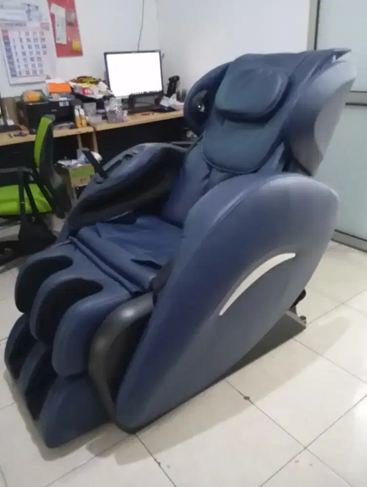 Kursi Pijat JMG Crown Robotic