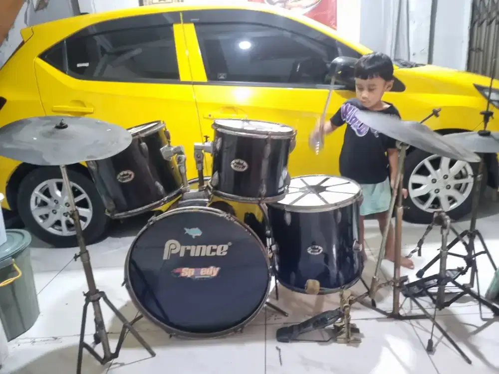DRUM ALAT MUSIK (JUAL MURAH KARNA TIDAK TERPAKAI)