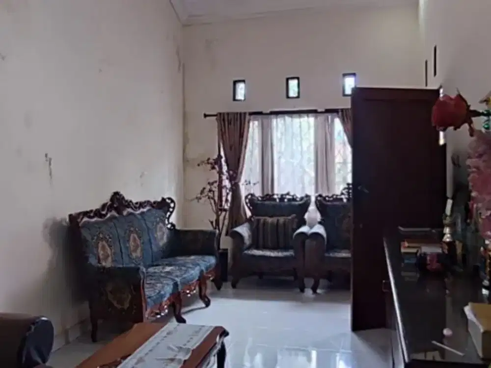 Dijual Rumah Hook di Cipamokolan Bandung Siap Huni