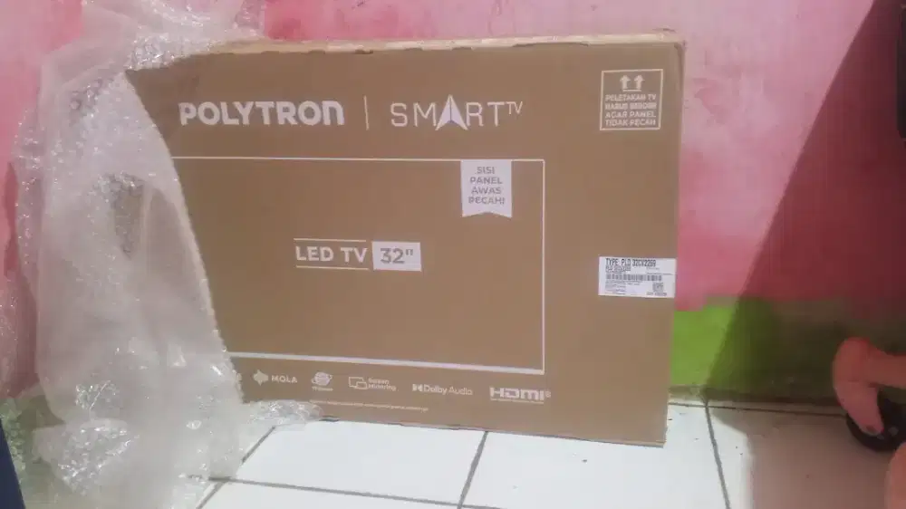Polytron 32.in LED