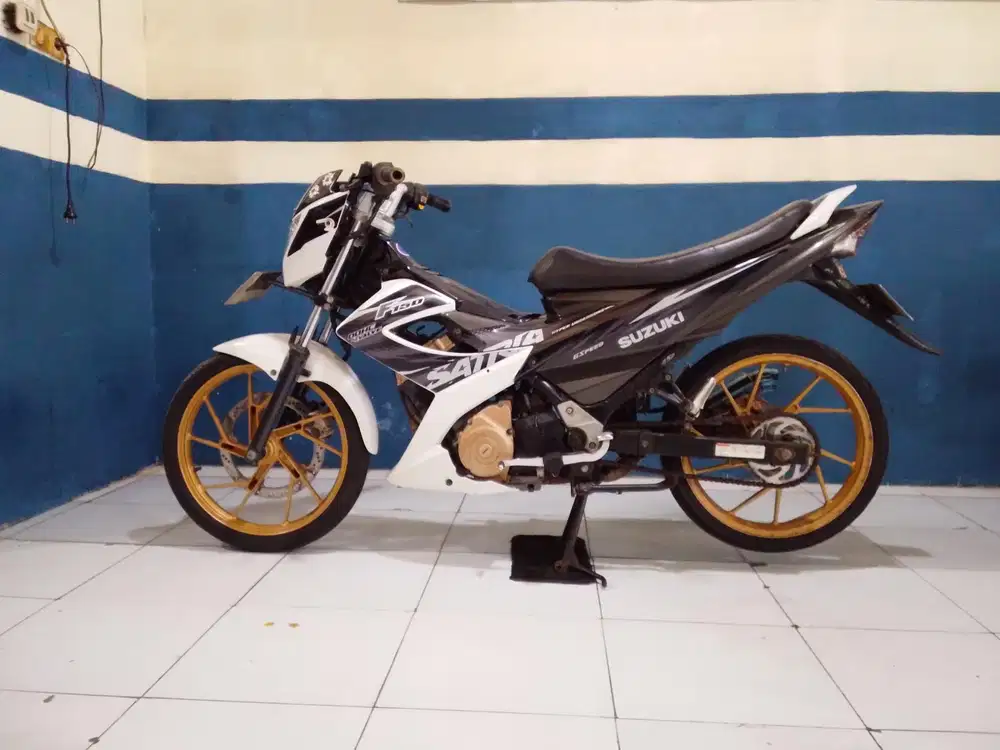 Suzuki satria fu 150cc 2013 surat lengkap