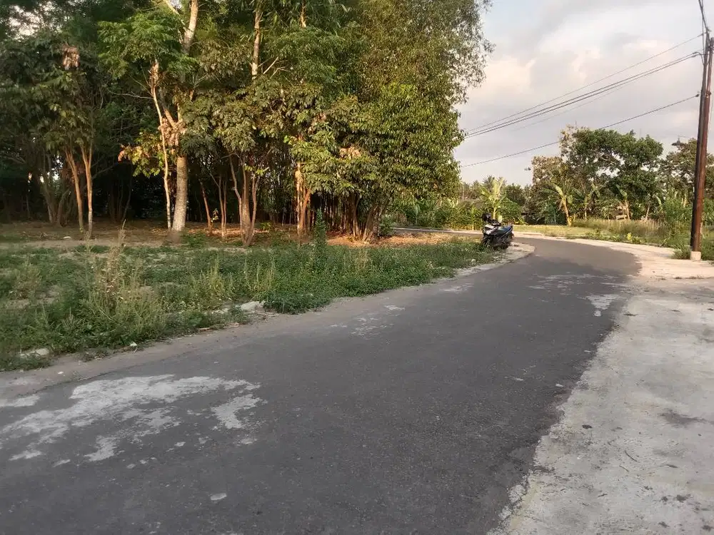 MURAH Tanah Pekarangan SHM dekat Pasar Cebongan