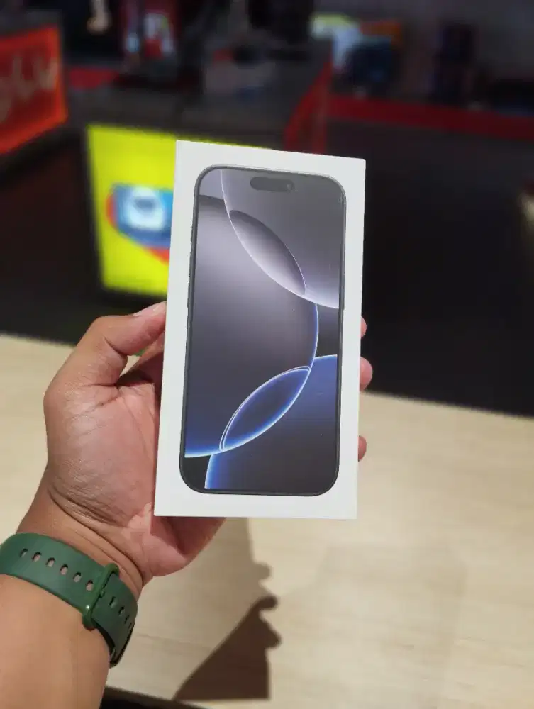 IPHONE 16 PRO BLACK TITANIUM LIKENEW SEGEL GARANSI RESMI IBOX