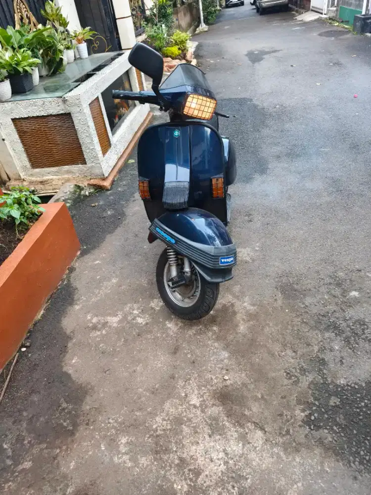 Vespa Excel Istimewa