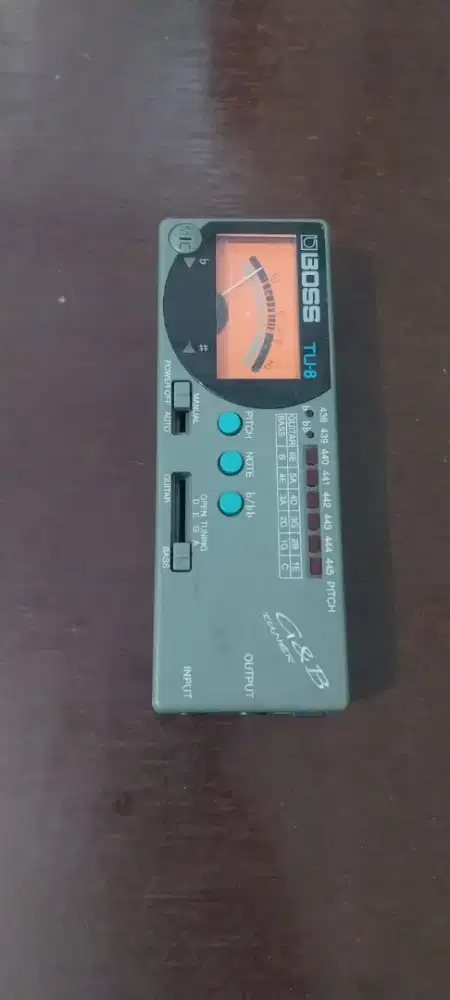 Tuner BOSS TU 8