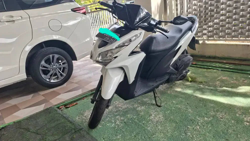 Jual Vario pgm fi 125 tahun 2012