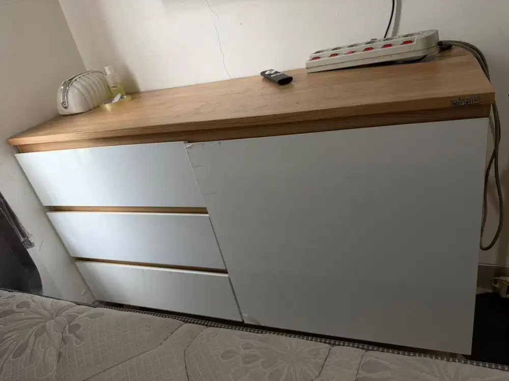 Meja nakas informa murah