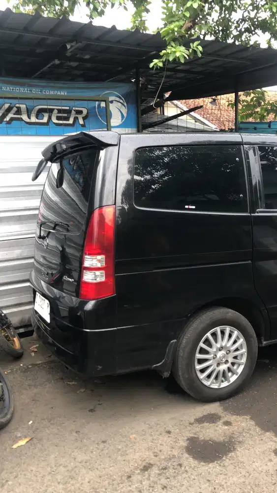 Nissan Serena 2010 Bensin