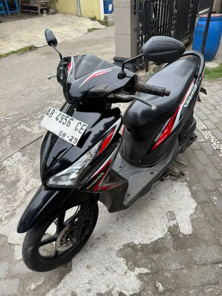 Vario LED injeksi THN 2014 plat AB sleman