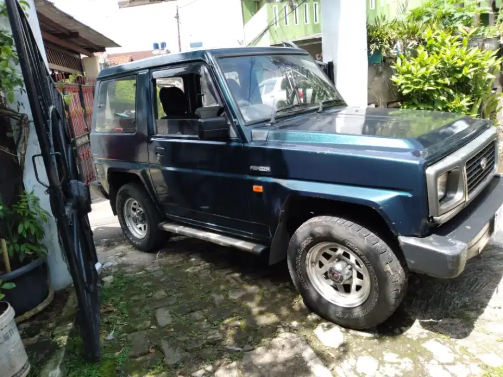 DAIHATSU FEROZA 1995 STANDART