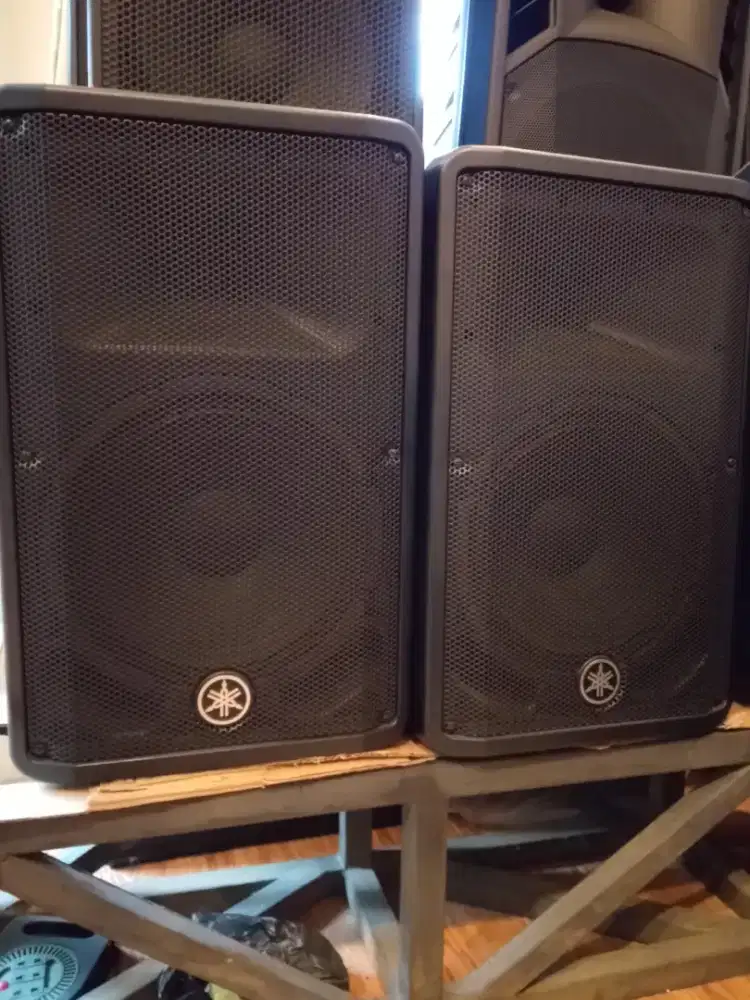 SPEAKER AKTIF YAMAHA DBR12