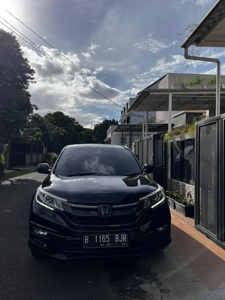 Harga Cash CRV Prestige Fender 2.4 AT tahun 2017