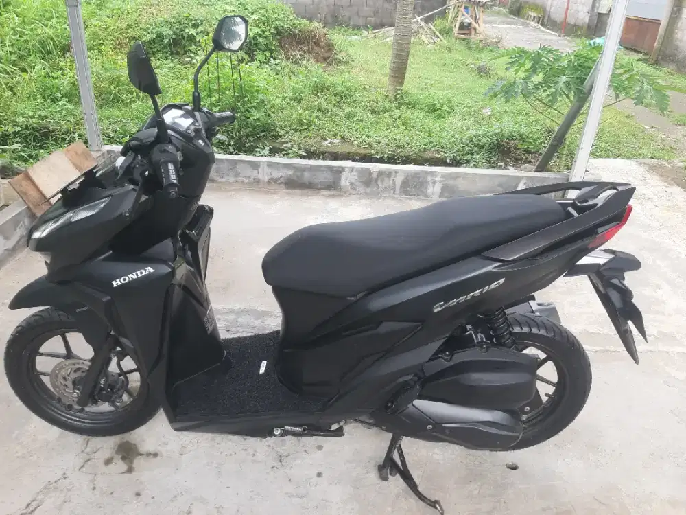 VARIO CBS 125 TAHUN 2021
