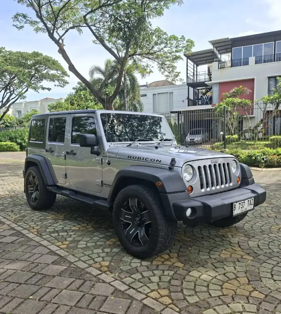 Jeep rubicon 2013 asli