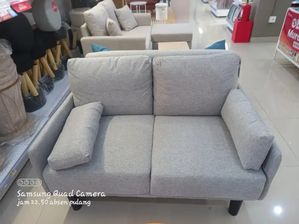 sofa 2 setaer santai