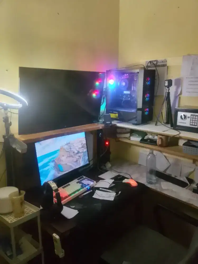 Jual 1 Set PC Gaming & Monitor bonus TV