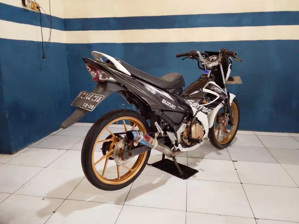 Suzuki satria fu 150cc 2013 surat lengkap