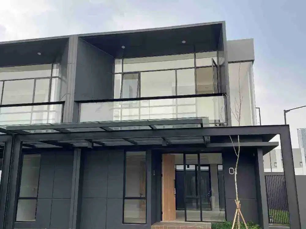 Di Jual Rumah Sultan Colony Lippo Cikarang