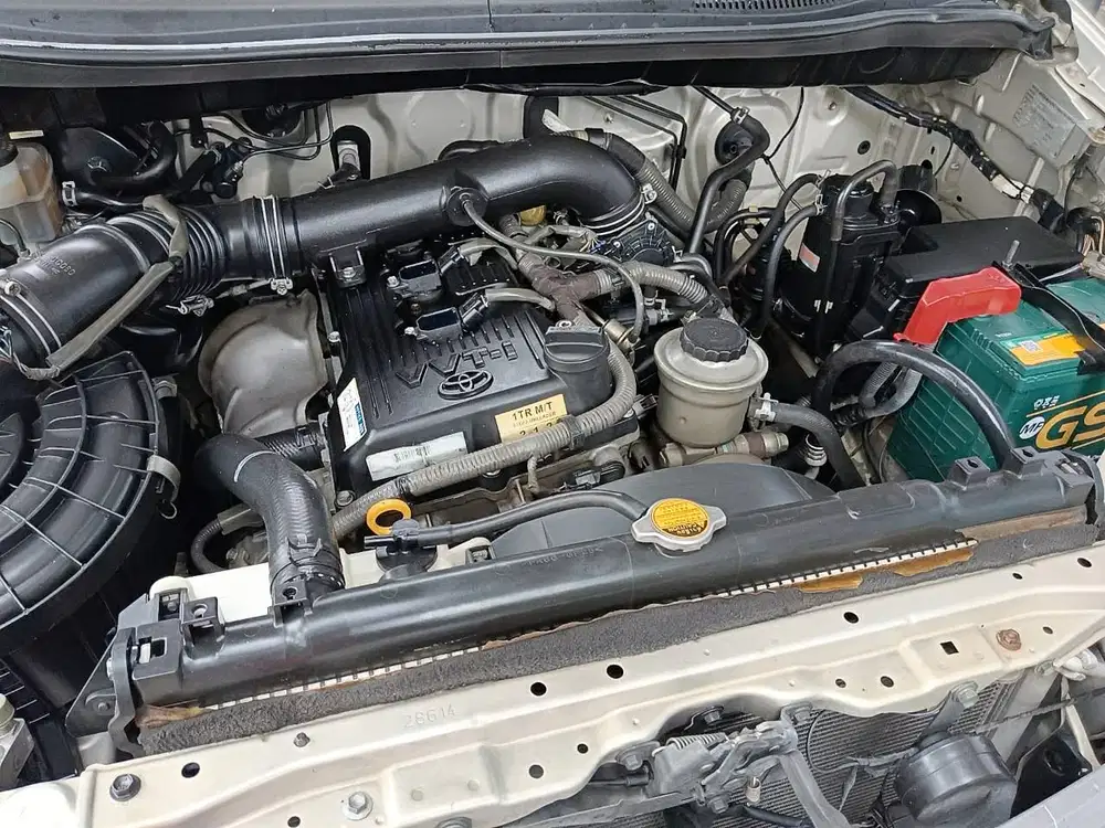 Toyota Kijang Innova 2013 Bensin