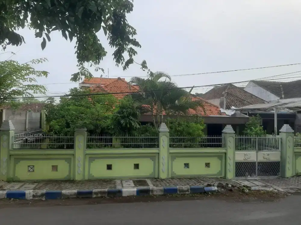 Rumah Luas di Jual