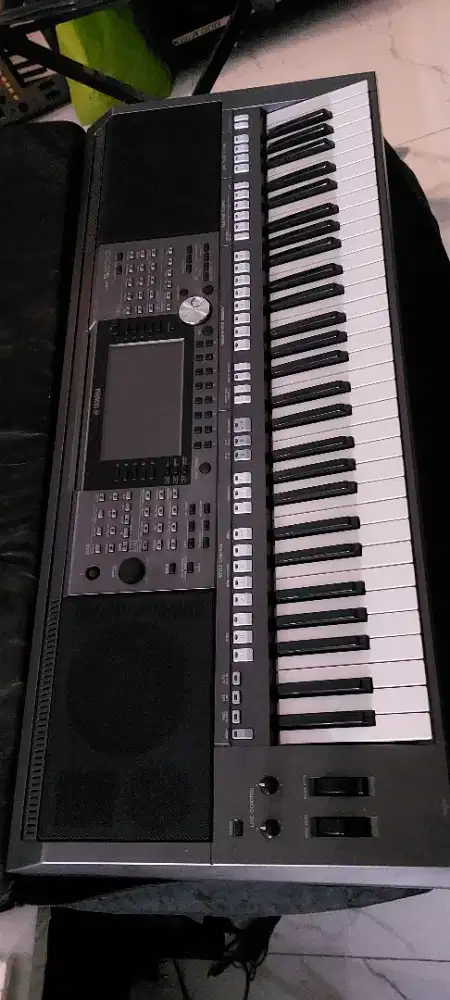 Keyboard yamaha Psr-S 970