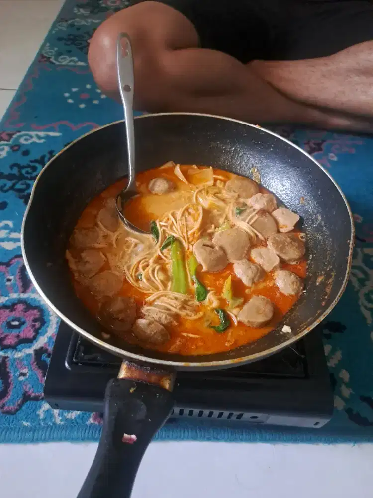 Saya cari pekerjaan yang masak  tapi pp