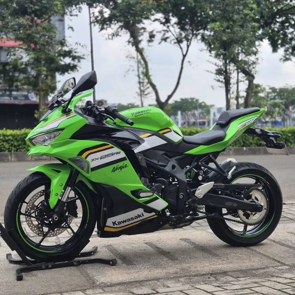 KAWASAKI ZX 25RR ABS QS KRT 2024 KM 1K PAJAK PANJANG NO MINUS