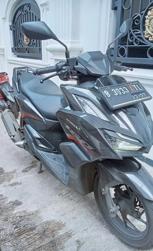 Vario 160 lengkap