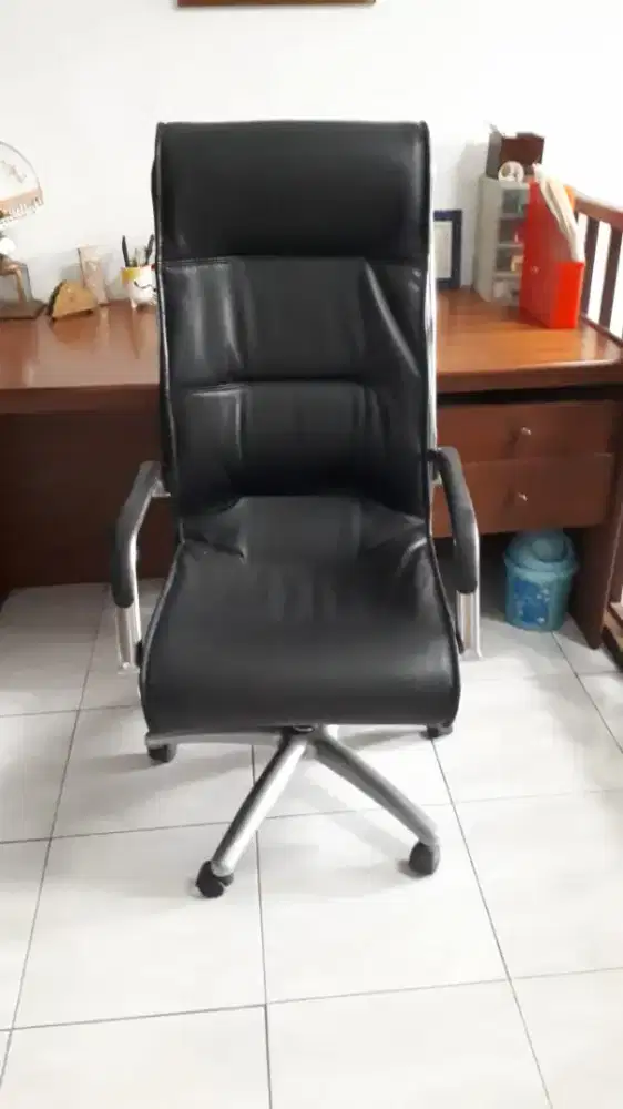 Jual beli barang bekas