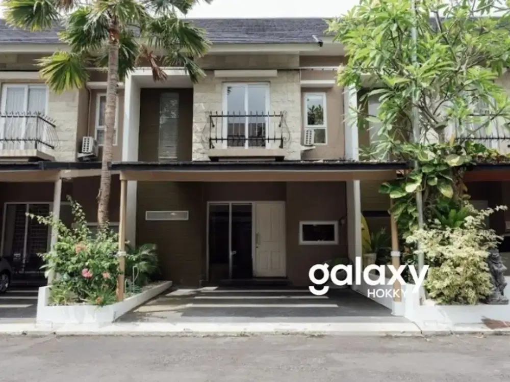 DISEWAKAN RUMAH STRATEGIS 2 LANTAI DI PERUM HARVESTLAND JIMBARAN BADUNG, BALI