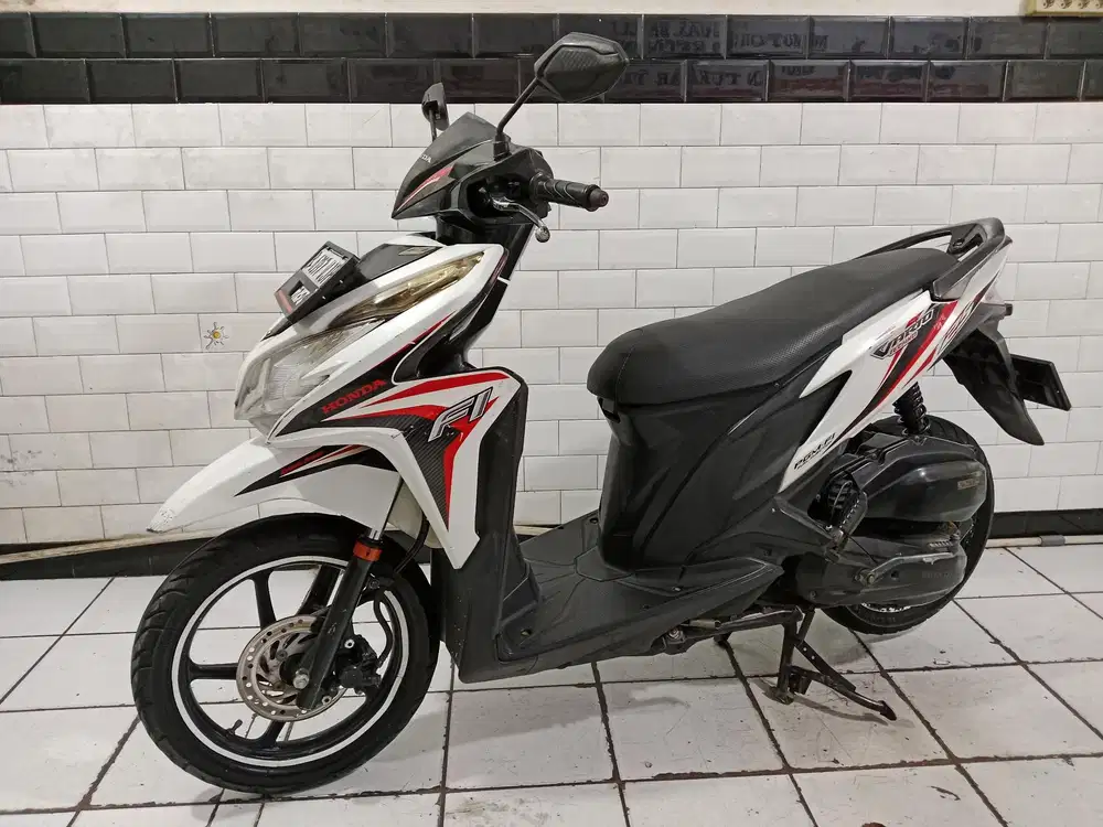Dijual cepat Vario kzr 2014 surat lengkap
