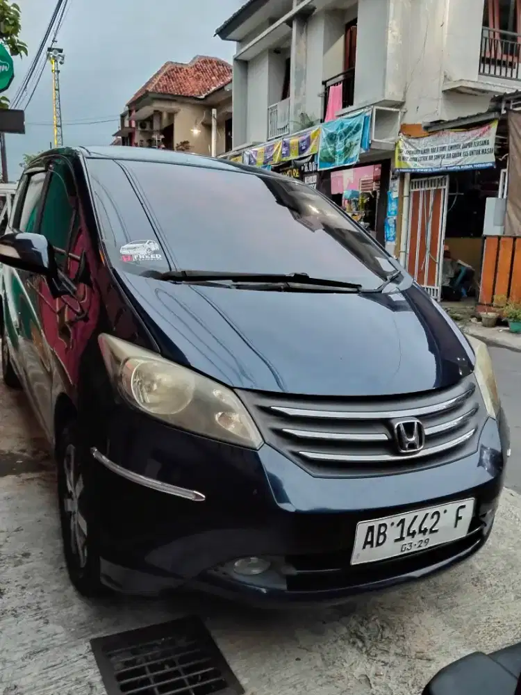 RAWATAN PRIBADI‼️ NEW HONDA FREED 1.5 E PSD A.T 2012