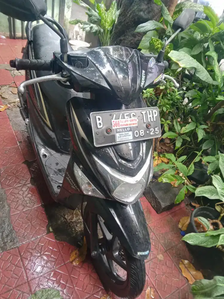 Honda beat pop 2015