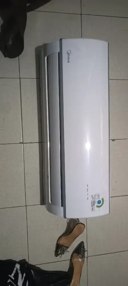 AC Midea 1/2 PK low watt