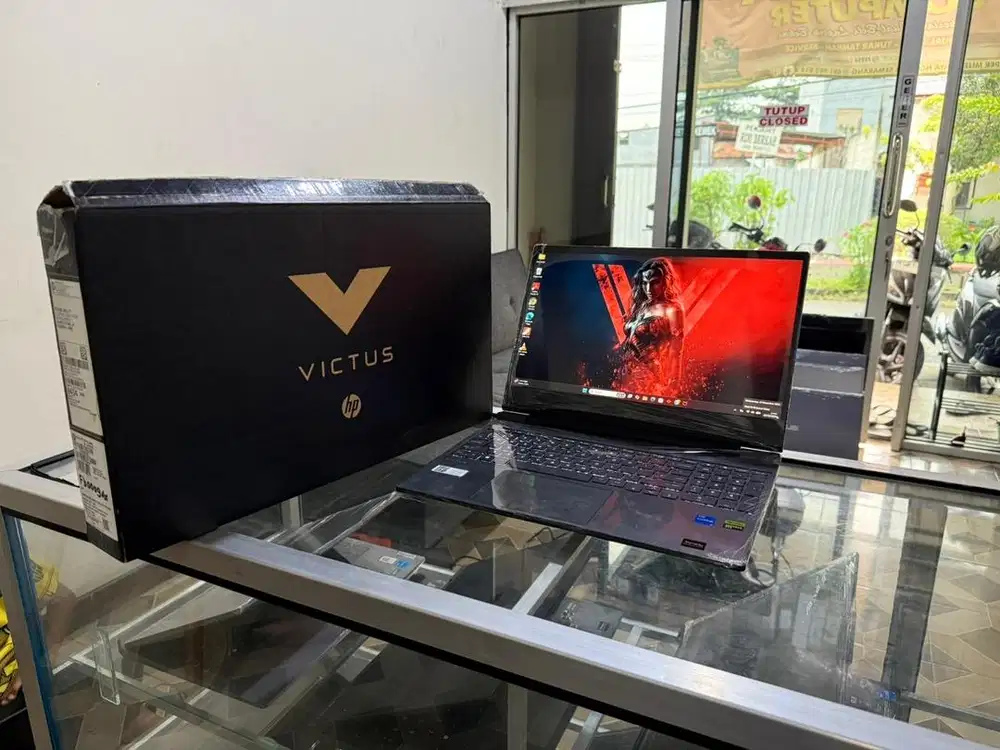LAPTOP GAMING HP VICTUS CORE I5gen12 RTX2050 FULSET GARAMSI PANJNG