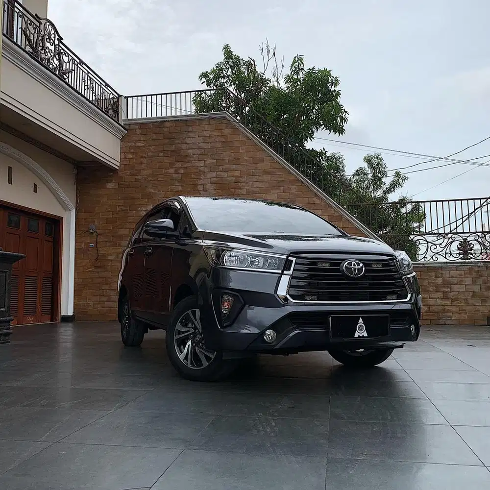 ( Facelift ) 2020 Toyota Kijang Innova Reborn 2.4 G Diesel M/T