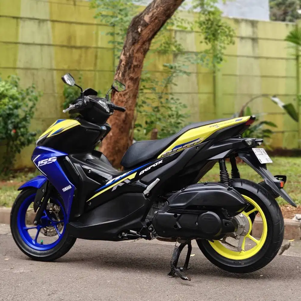 YAMAHA NEW AEROX 155 CONNECTED NON ABS 2023 KUNING KM LOW PAJAK HIDUP