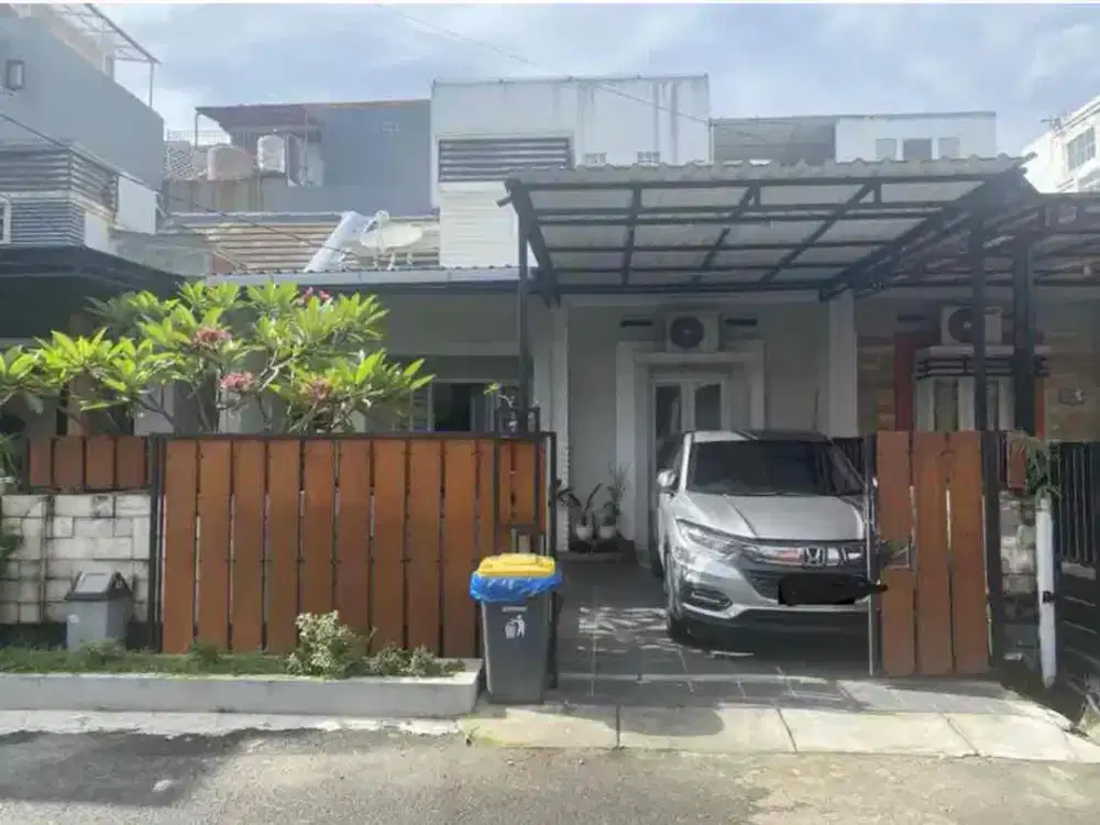 DIJUAL CEPAT. Rumah Homey, bebas banjir, strategis dekat fasum Depok