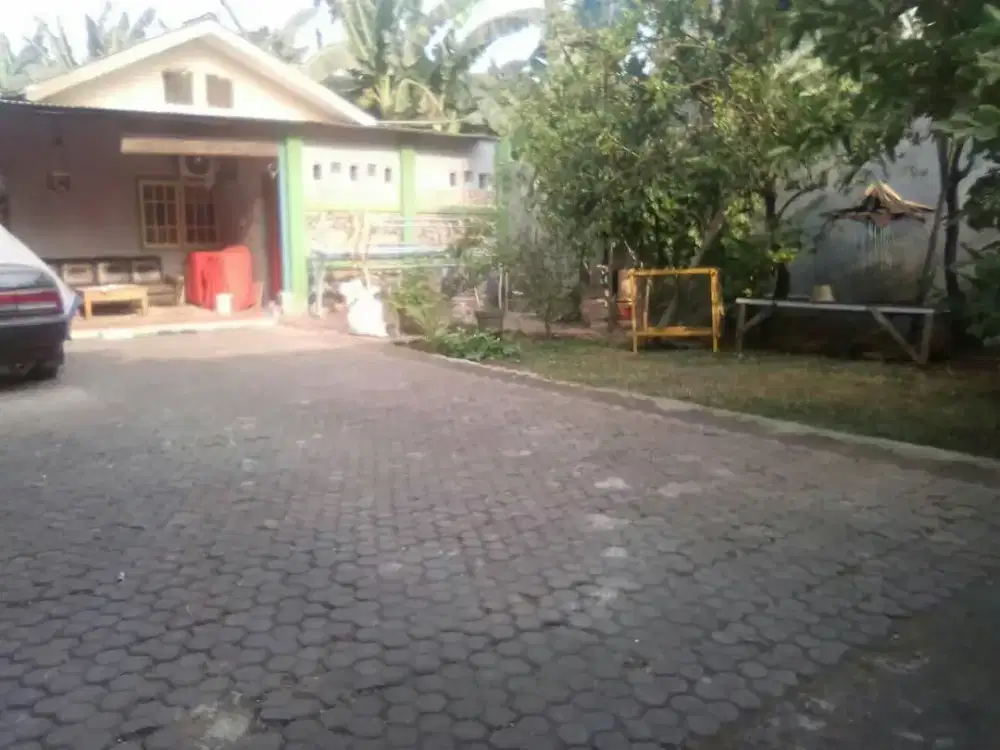 Rumah Luas Jatiwaringin