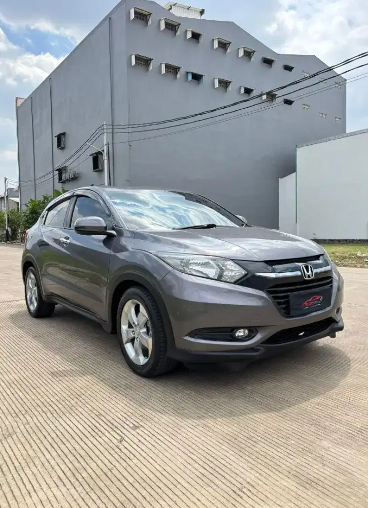 HRV E CVT matic murah bekas 2016 abu abu