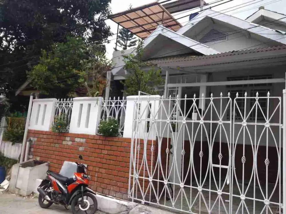 Disewakan Rumah Nyaman di Cikutra Griya Bukit Mas