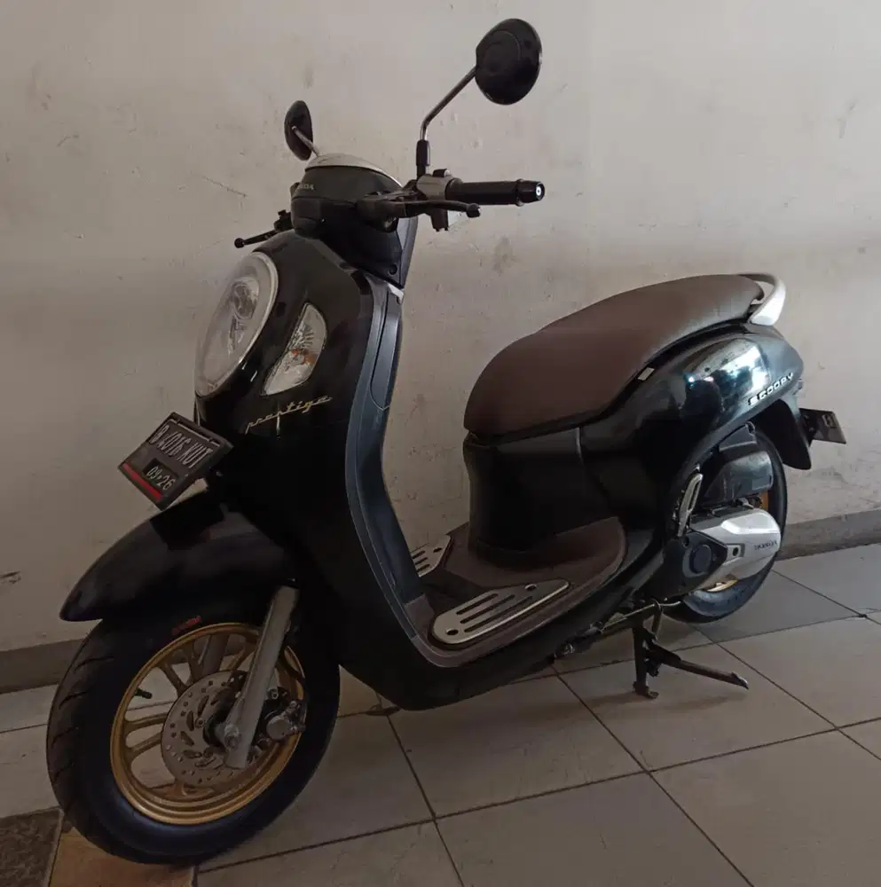 DI JUAL CEPAT scoopy new kyles 2021 siap gas