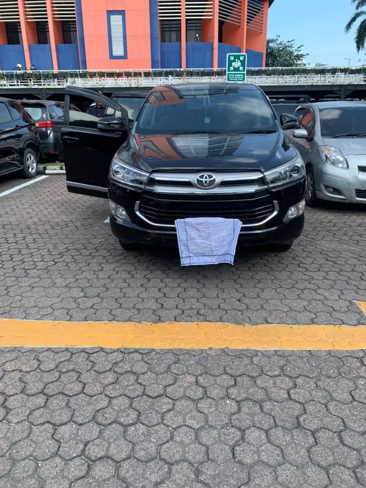 Toyota Innova 2.4 V MT Diesel