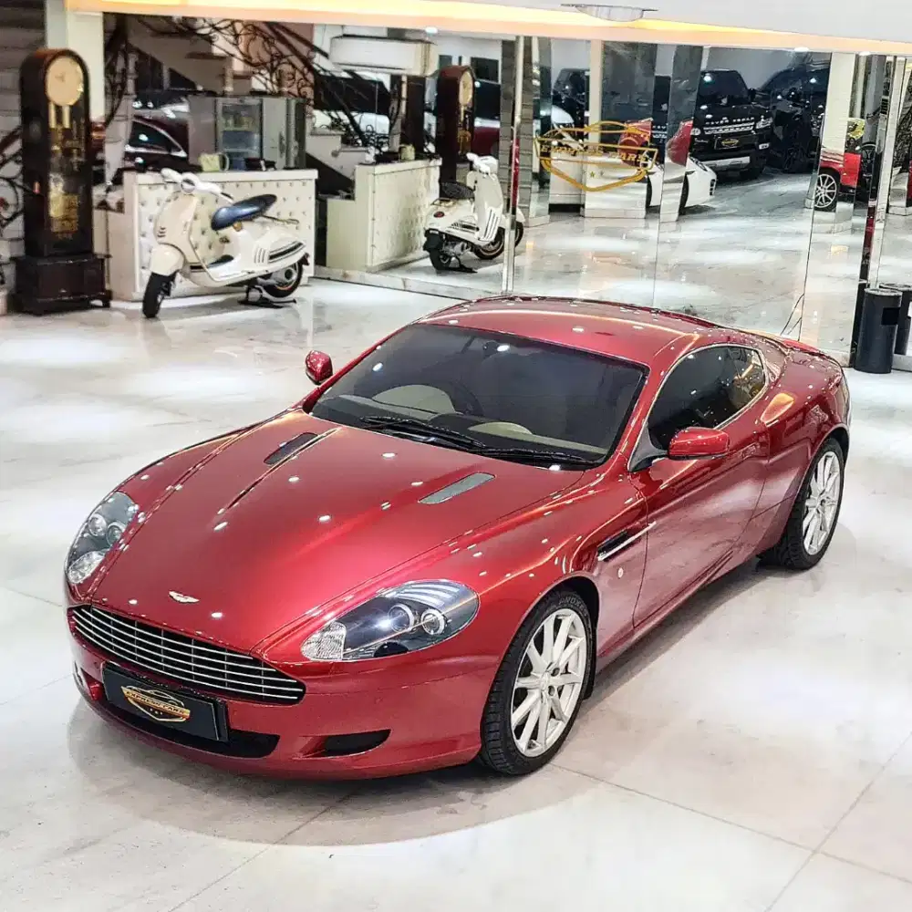 Aston Martin DB9 V12 6.0 2011