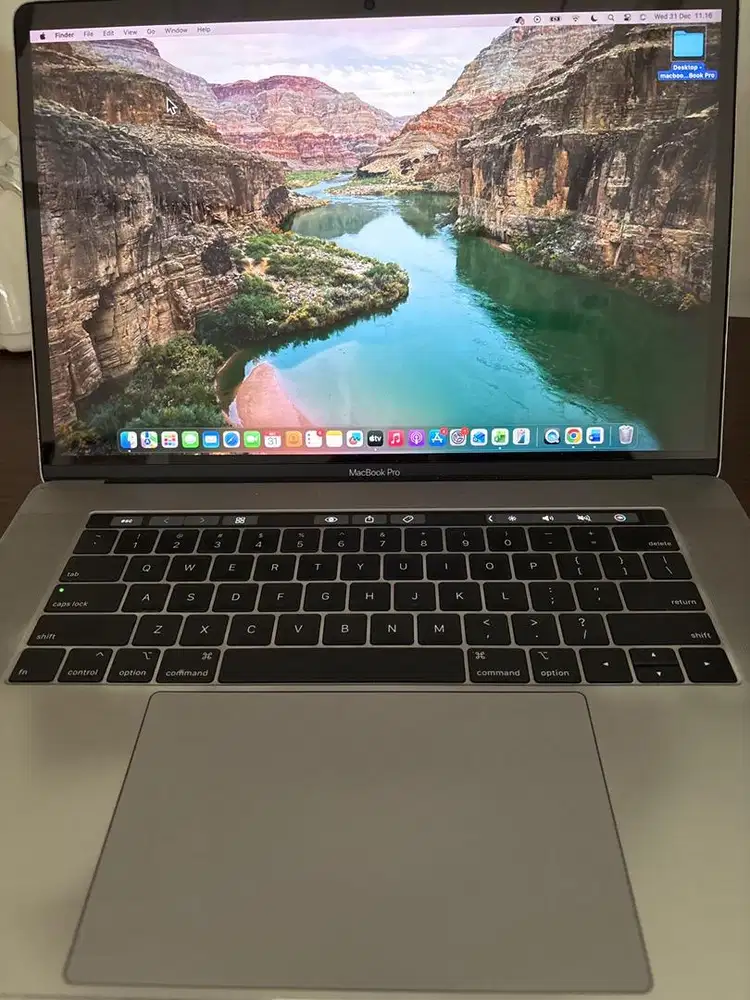 Macbook Pro Retina Touchbar 2018 Space Grey