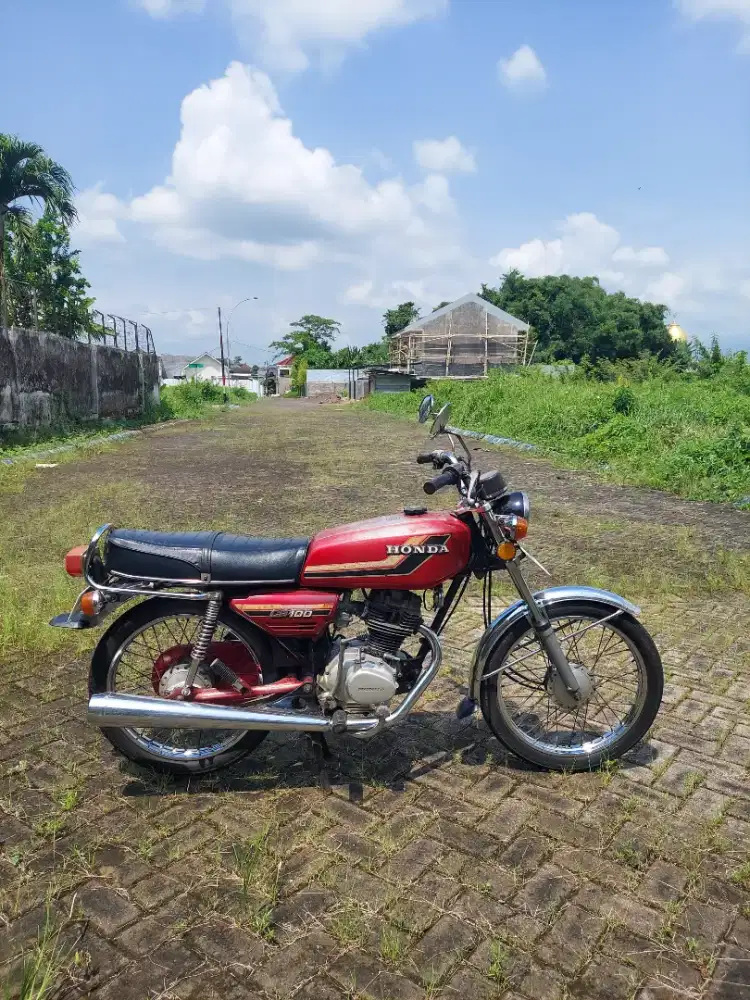 Honda CB 100 th 1980